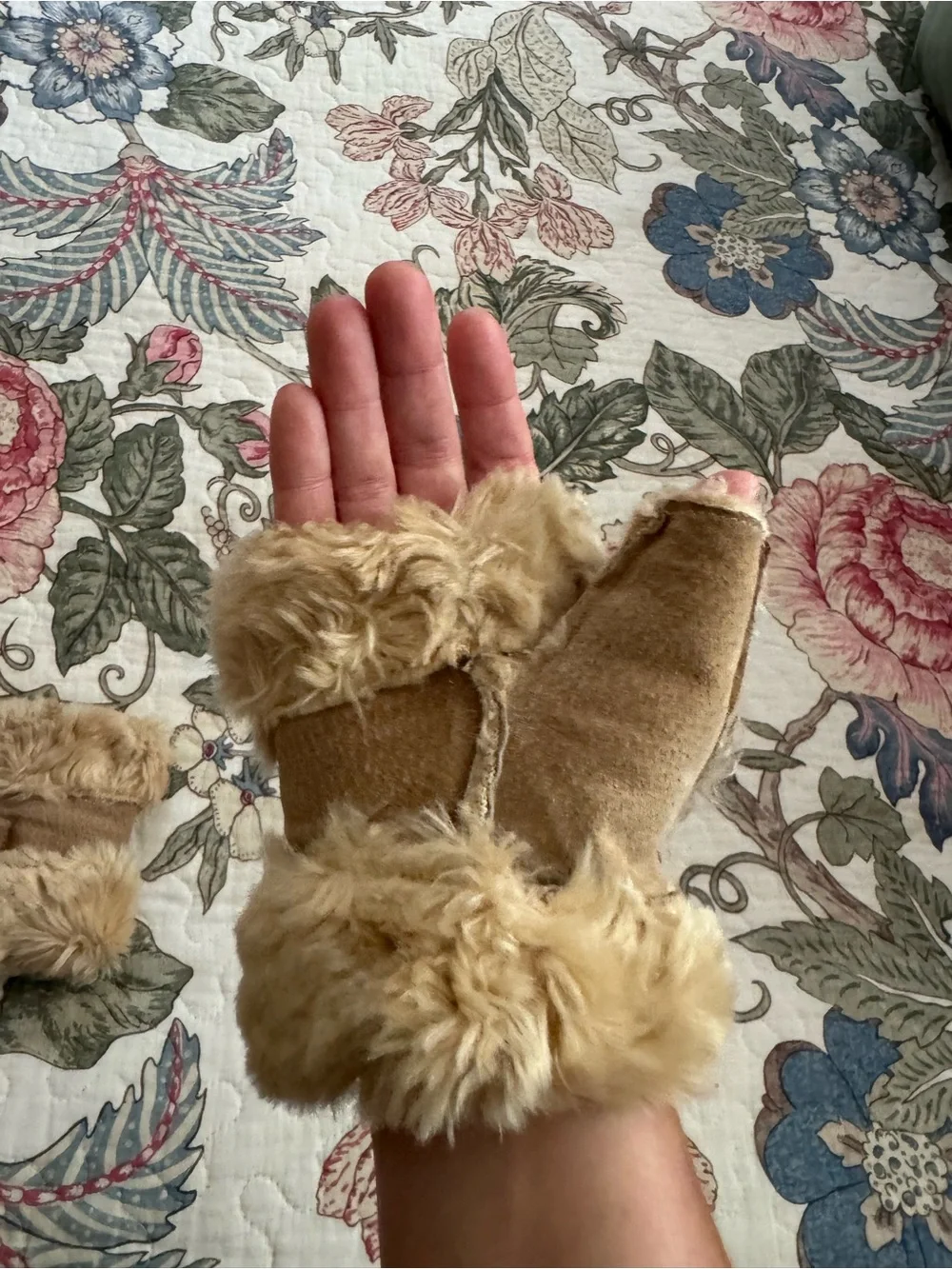 Wilson’s Leather Suede Faux Fur Fingerless Gloves